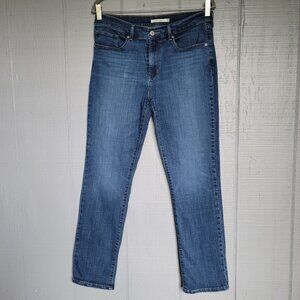 Levi's Classic Straight Denim Jeans. Size 10